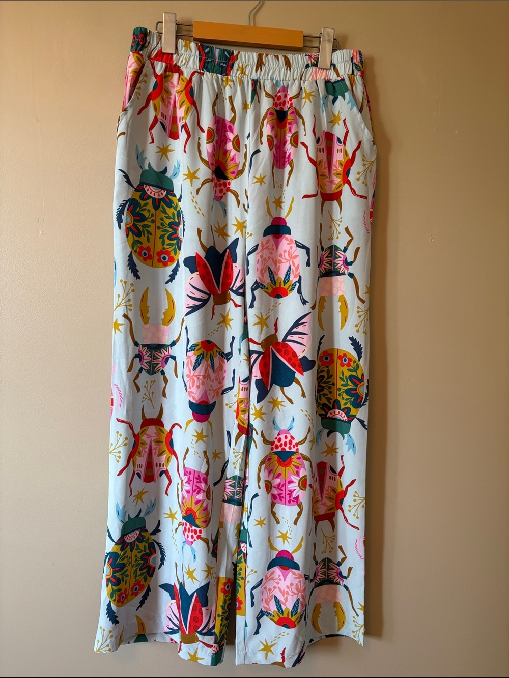 White Wide-Leg Pants with Colorful Bug Print Lounge/Pyjamas